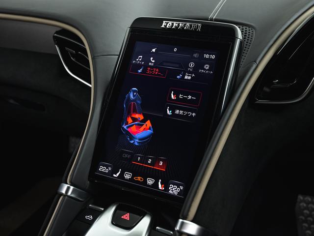 ローマスパイダー F1 DCT Blu Roma サラウンドビューカメラ フェラーリ認定中古車 メーカー保証付 フェラーリ・ロードサイドアシスタンス Ferrari Approved(22枚目)