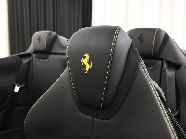 ローマスパイダー F1 DCT 全周囲カメラ バックレーダー フェラーリ認定中古車 メーカー保証付 フェラーリ・ロードサイドアシスタンス Ferrari Approved(16枚目)