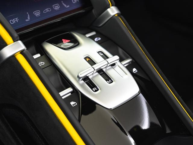 ローマスパイダー F1 DCT 全周囲カメラ バックレーダー フェラーリ認定中古車 メーカー保証付 フェラーリ・ロードサイドアシスタンス Ferrari Approved(18枚目)