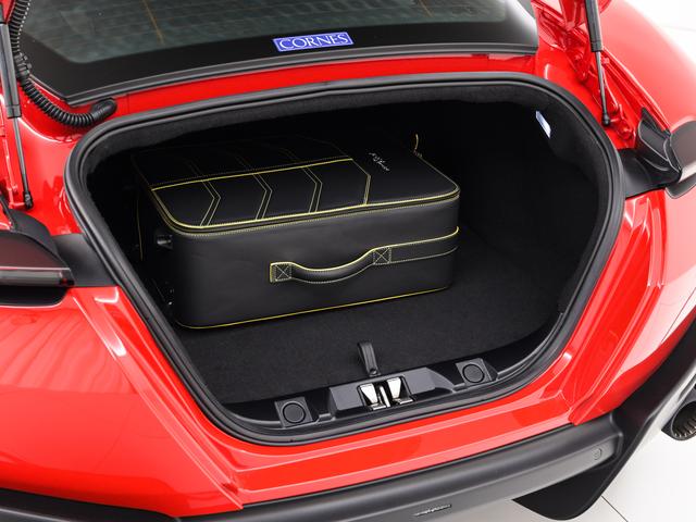 ローマ F1 DCT サラウンドビューカメラ バックレーダー フェラーリ認定中古車 メーカー保証付 フェラーリ・ロードサイドアシスタンス Ferrari Approved(11枚目)