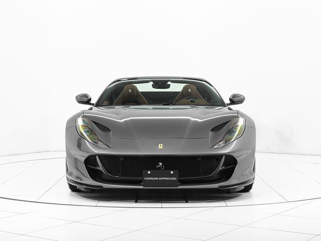 812GTS F1 DCT GrigioGTS LED付ステアリング フェラーリ認定中古車 メーカー保証付 フェラーリ・ロードサイドアシスタンス Ferrari Approved(5枚目)