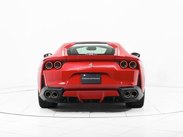 812スーパーファスト F1 DCT パッセンジャーディスプレイ 電動シート フェラーリ認定中古車 メーカー保証付 フェラーリ・ロードサイドアシスタンス Ferrari Approved(6枚目)