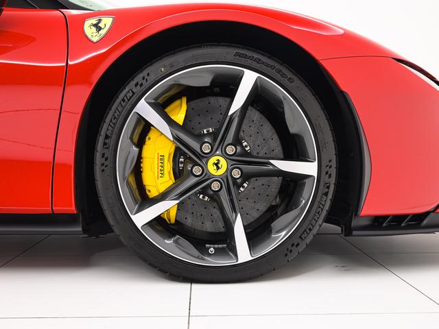 SF90スパイダー F1 DCT E4WD フェラーリ認定中古車 メーカー保証付 フェラーリ・ロードサイドアシスタンス Ferrari Approved(9枚目)