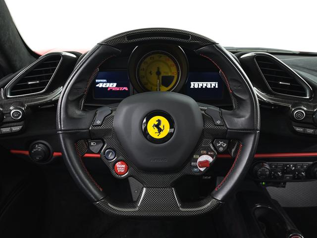 488ピスタ F1 DCT 20インチ鍛造ホイール レーシングシート フェラーリ認定中古車 メーカー保証付 フェラーリ・ロードサイドアシスタンス Ferrari Approved(13枚目)