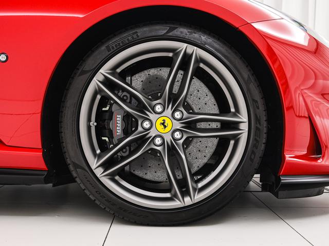 812GTS F1 DCT LED付ステアリング 20インチ鍛造ホイール フェラーリ認定中古車 メーカー保証付 フェラーリ・ロードサイドアシスタンス Ferrari Approved(9枚目)