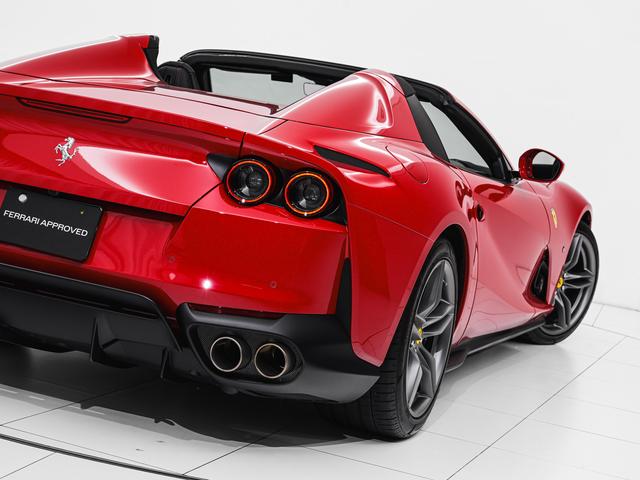 812GTS F1 DCT LED付ステアリング 20インチ鍛造ホイール フェラーリ認定中古車 メーカー保証付 フェラーリ・ロードサイドアシスタンス Ferrari Approved(22枚目)