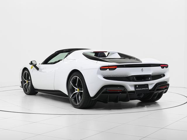 ２９６ＧＴＳ Ｆ１　ＤＣＴ　アップルカープレイ　ＬＥＤ付ハンドル　フェラーリ認定中古車　メーカー保証付　フェラーリ・ロードサイドアシスタンス　Ｆｅｒｒａｒｉ　Ａｐｐｒｏｖｅｄ（7枚目）