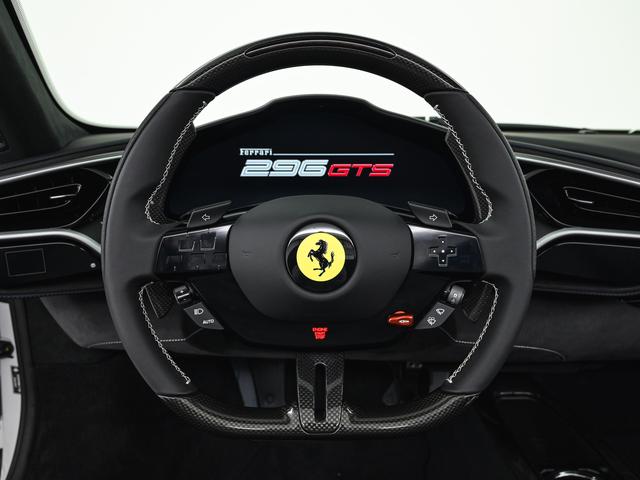 ２９６ＧＴＳ Ｆ１　ＤＣＴ　アップルカープレイ　ＬＥＤ付ハンドル　フェラーリ認定中古車　メーカー保証付　フェラーリ・ロードサイドアシスタンス　Ｆｅｒｒａｒｉ　Ａｐｐｒｏｖｅｄ（15枚目）