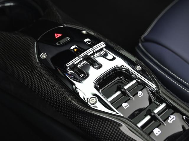 ２９６ＧＴＳ Ｆ１　ＤＣＴ　アップルカープレイ　ＬＥＤ付ハンドル　フェラーリ認定中古車　メーカー保証付　フェラーリ・ロードサイドアシスタンス　Ｆｅｒｒａｒｉ　Ａｐｐｒｏｖｅｄ（19枚目）