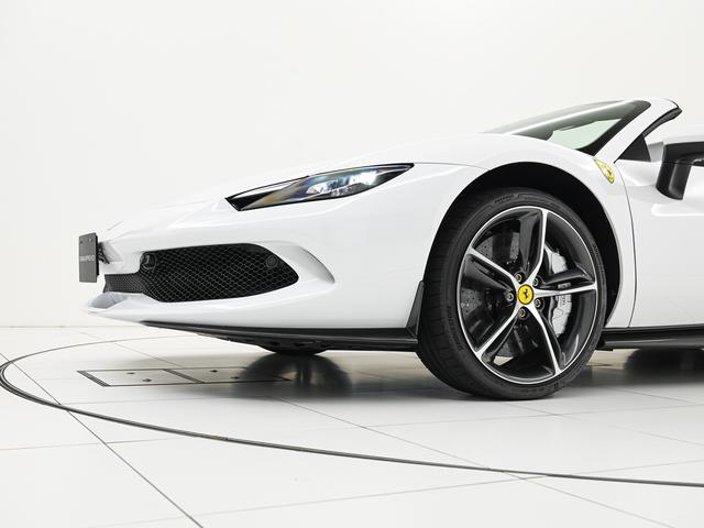 ２９６ＧＴＳ Ｆ１　ＤＣＴ　アップルカープレイ　ＬＥＤ付ハンドル　フェラーリ認定中古車　メーカー保証付　フェラーリ・ロードサイドアシスタンス　Ｆｅｒｒａｒｉ　Ａｐｐｒｏｖｅｄ（24枚目）