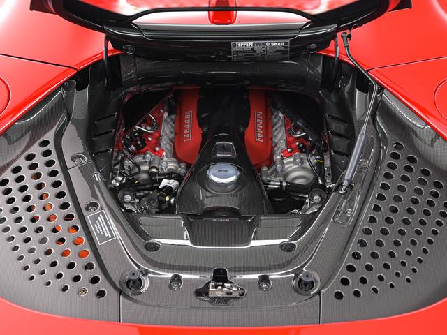 SF90スパイダー F1 DCT E4WD アップルカープレイ ADAS フェラーリ認定中古車 メーカー保証付 フェラーリ・ロードサイドアシスタンス Ferrari Approved(10枚目)