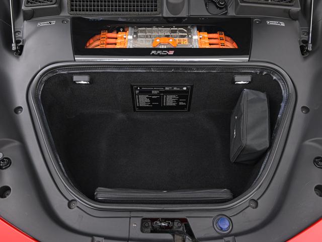 ＳＦ９０ストラダーレ Ｆ１　ＤＣＴ　Ｅ４ＷＤ　ＬＥＤ付ステアリング　フェラーリ認定中古車　メーカー保証付　フェラーリ・ロードサイドアシスタンス　Ｆｅｒｒａｒｉ　Ａｐｐｒｏｖｅｄ（11枚目）