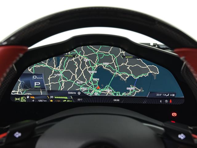 ＳＦ９０ストラダーレ Ｆ１　ＤＣＴ　Ｅ４ＷＤ　ＬＥＤ付ステアリング　フェラーリ認定中古車　メーカー保証付　フェラーリ・ロードサイドアシスタンス　Ｆｅｒｒａｒｉ　Ａｐｐｒｏｖｅｄ（13枚目）