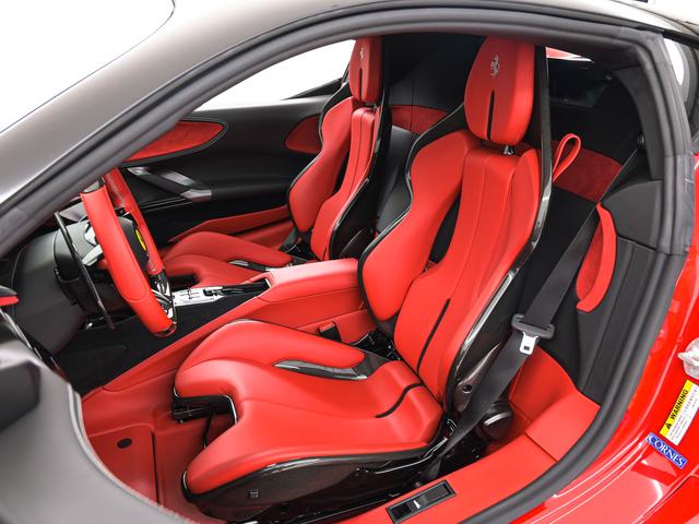 ＳＦ９０ストラダーレ Ｆ１　ＤＣＴ　Ｅ４ＷＤ　ＬＥＤ付ステアリング　フェラーリ認定中古車　メーカー保証付　フェラーリ・ロードサイドアシスタンス　Ｆｅｒｒａｒｉ　Ａｐｐｒｏｖｅｄ（18枚目）