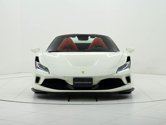 Ｆ８スパイダー Ｆ１　ＤＣＴ　ＬＥＤ付ステアリング　フェラーリ認定中古車　メーカー保証付　フェラーリ・ロードサイドアシスタンス　Ｆｅｒｒａｒｉ　Ａｐｐｒｏｖｅｄ（5枚目）