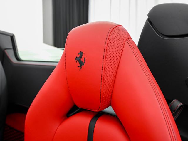 Ｆ８スパイダー Ｆ１　ＤＣＴ　ＬＥＤ付ステアリング　フェラーリ認定中古車　メーカー保証付　フェラーリ・ロードサイドアシスタンス　Ｆｅｒｒａｒｉ　Ａｐｐｒｏｖｅｄ（16枚目）