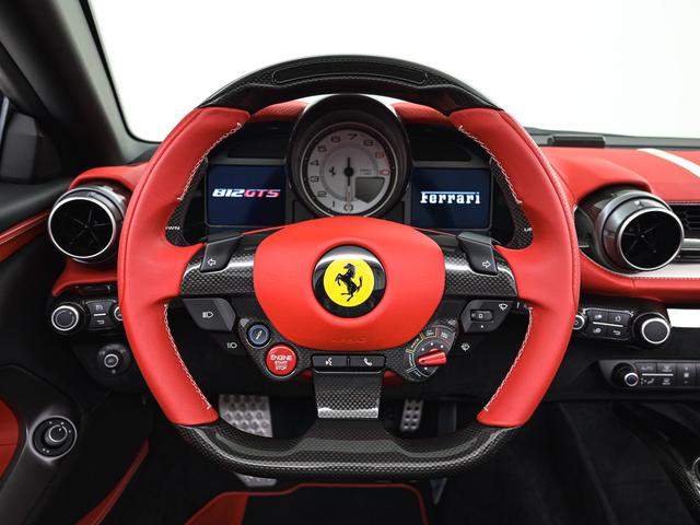 ８１２ＧＴＳ Ｆ１　ＤＣＴ　ＧｒｉｇｉｏＳｃｕｒｏ　フェラーリ認定中古車　正規ディーラー車　メーカー保証付　フェラーリ・ロードサイドアシスタンス　Ｆｅｒｒａｒｉ　Ａｐｐｒｏｖｅｄ（13枚目）