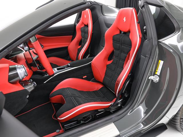 ８１２ＧＴＳ Ｆ１　ＤＣＴ　ＧｒｉｇｉｏＳｃｕｒｏ　フェラーリ認定中古車　正規ディーラー車　メーカー保証付　フェラーリ・ロードサイドアシスタンス　Ｆｅｒｒａｒｉ　Ａｐｐｒｏｖｅｄ（15枚目）