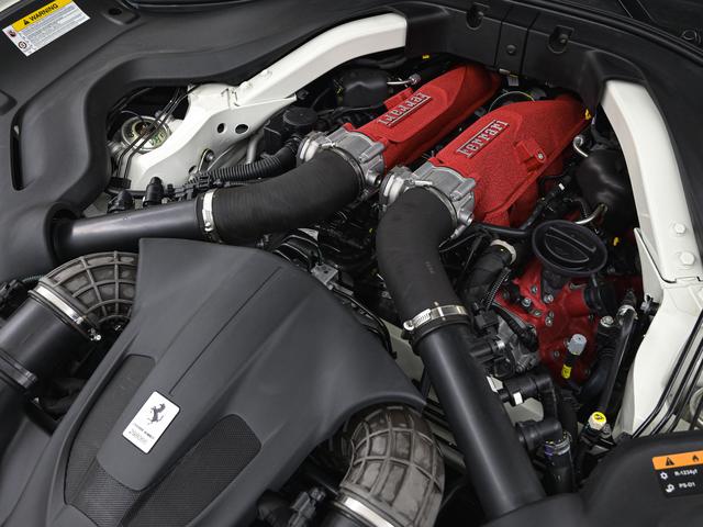 ポルトフィーノＭ Ｆ１　ＤＣＴ　ＬＥＤ付ステアリング　フェラーリ認定中古車　正規ディーラー車　メーカー保証付　フェラーリ・ロードサイドアシスタンス　Ｆｅｒｒａｒｉ　Ａｐｐｒｏｖｅｄ（10枚目）