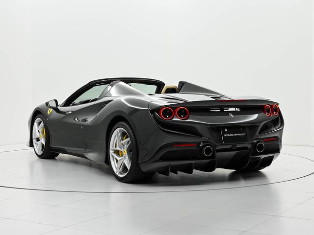 Ｆ８スパイダー Ｆ１　ＤＣＴ　Ｇｒｉｇｉｏ　Ｓｃｕｒｏ　フェラーリ認定中古車　正規ディーラー車　メーカー保証付　フェラーリ・ロードサイドアシスタンス　Ｆｅｒｒａｒｉ　Ａｐｐｒｏｖｅｄ（7枚目）