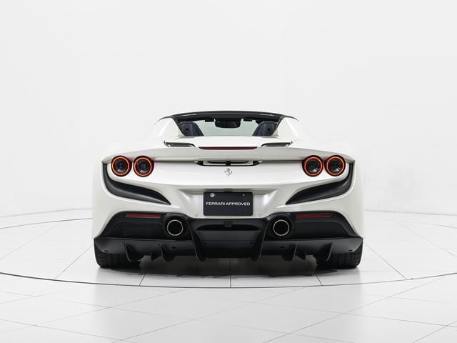 Ｆ８スパイダー Ｆ１　ＤＣＴ　ＢｉａｎｃｏＩｔａｌｉａ　フェラーリ認定中古車　正規ディーラー車　メーカー保証付　フェラーリ・ロードサイドアシスタンス　Ｆｅｒｒａｒｉ　Ａｐｐｒｏｖｅｄ（6枚目）