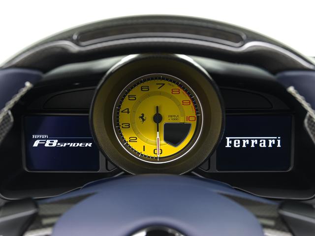 Ｆ８スパイダー Ｆ１　ＤＣＴ　ＢｉａｎｃｏＩｔａｌｉａ　フェラーリ認定中古車　正規ディーラー車　メーカー保証付　フェラーリ・ロードサイドアシスタンス　Ｆｅｒｒａｒｉ　Ａｐｐｒｏｖｅｄ（12枚目）