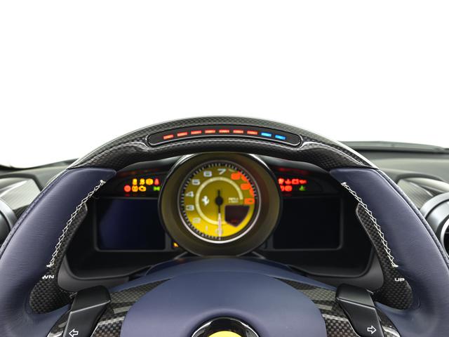 Ｆ８スパイダー Ｆ１　ＤＣＴ　ＢｉａｎｃｏＩｔａｌｉａ　フェラーリ認定中古車　正規ディーラー車　メーカー保証付　フェラーリ・ロードサイドアシスタンス　Ｆｅｒｒａｒｉ　Ａｐｐｒｏｖｅｄ（14枚目）