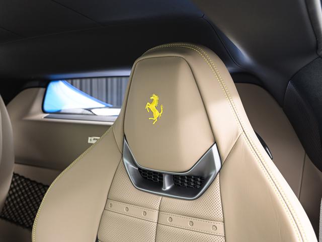 296GTB F1 DCT アップルカープレイ JBL音響 全周囲カメラ フェラーリ認定中古車 正規ディーラー車 メーカー保証付 フェラーリ・ロードサイドアシスタンス Ferrari Approved(18枚目)