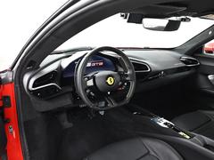 内装はＮｅｒｏを選択しております。落ち着いた空間を演出しております。弊社ではクリーニングを実施し、清潔な状態でお客様へデリバリーさせて頂きます。 2