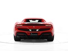 フェラーリファイナンスローン・リースを取り扱っております。残価設定型ローンですと、３年お支払いプランにて７５％に残価設定が可能でございます。頭金・ご希望のお支払い回数などに応じて試算を作成致します。 6