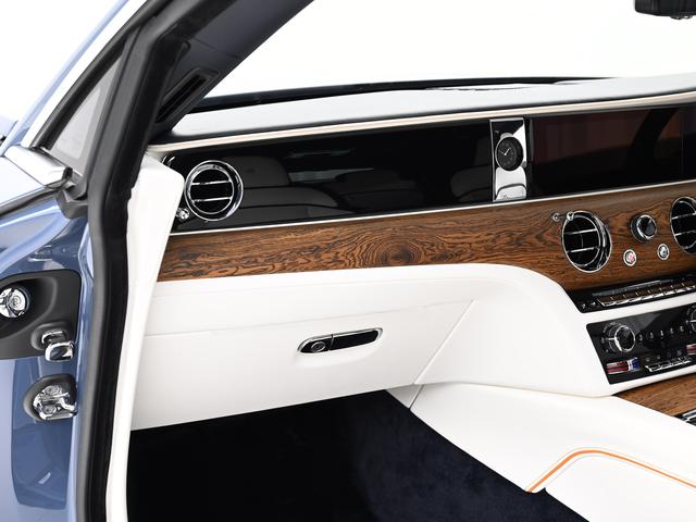 スペクター ２０２４モデル　ＳＰＥＣＴＲＥ　Ｒｏｌｌｓ　Ｒｏｙｃｅ　認定中古車　Ｐｒｏｖｅｎａｎｃｅ　メーカー保証付　ロードサイド・アシスタンス（23枚目）