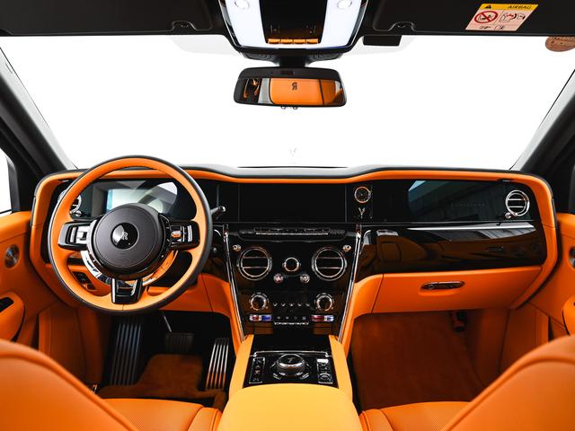 カリナン ６．７５　２０２５モデル　Ｃｕｌｌｉｎａｎ　Ｓｅｒｉｅｓ２　Ｒｏｌｌｓ　Ｒｏｙｃｅ　認定中古車　Ｐｒｏｖｅｎａｎｃｅ　メーカー保証付　ロードサイド・アシスタンス（18枚目）
