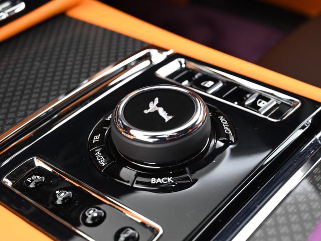ゴーストII 　２０２５モデル　Ｂｌａｃｋ　Ｂａｄｇｅ　ＧＨＯＳＴ　Ｓｅｒｉｅｓ２　Ｒｏｌｌｓ　Ｒｏｙｃｅ　認定中古車　Ｐｒｏｖｅｎａｎｃｅ　メーカー保証付　ロードサイド・アシスタンス（22枚目）