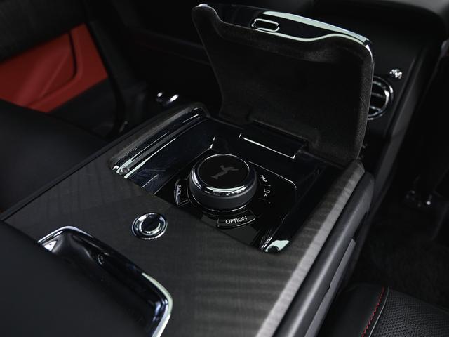 カリナン ベースグレード　２０１９モデル　Ｃｕｌｌｉｎａｎ（34枚目）