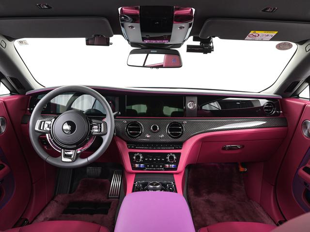 スペクター  2025モデル Black Badge SPECTRE Rolls Royce 認定中古車 Provenance メーカー保証付 ロードサイド・アシスタンス(16枚目)