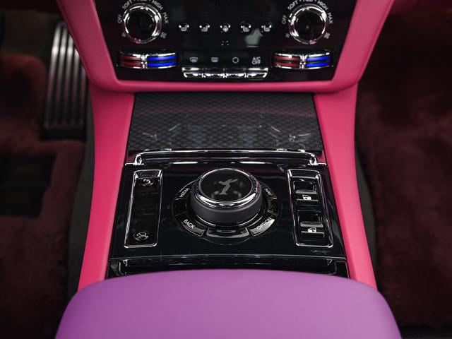 スペクター  2025モデル Black Badge SPECTRE Rolls Royce 認定中古車 Provenance メーカー保証付 ロードサイド・アシスタンス(20枚目)
