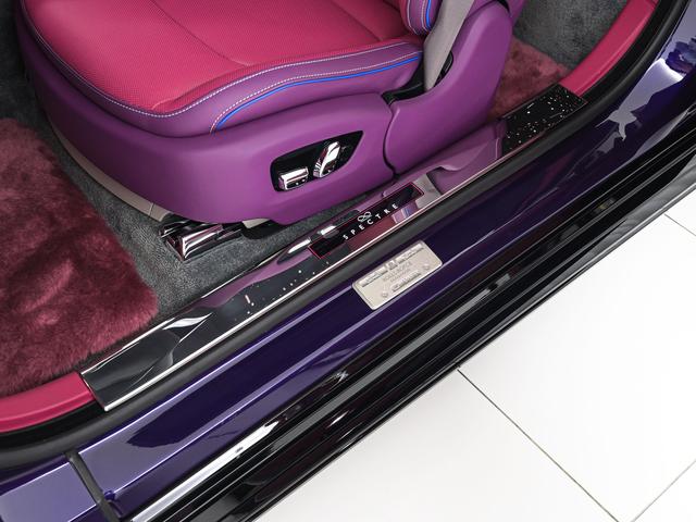スペクター  2025モデル Black Badge SPECTRE Rolls Royce 認定中古車 Provenance メーカー保証付 ロードサイド・アシスタンス(21枚目)