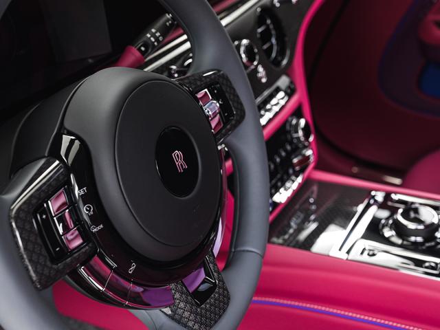スペクター  2025モデル Black Badge SPECTRE Rolls Royce 認定中古車 Provenance メーカー保証付 ロードサイド・アシスタンス(24枚目)