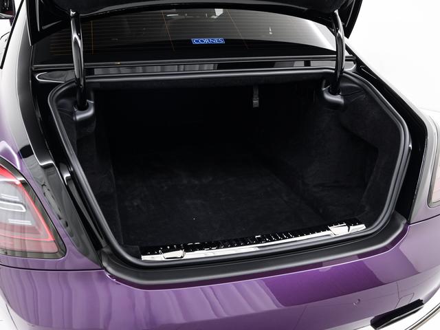 ゴースト ブラックバッジ 6.75 4WD 2023モデル Rolls Royce 認定中古車 Provenance メーカー保証付 ロードサイド・アシスタンス(10枚目)
