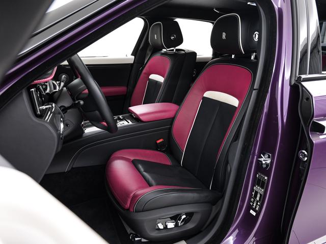 ゴースト ブラックバッジ 6.75 4WD 2023モデル Rolls Royce 認定中古車 Provenance メーカー保証付 ロードサイド・アシスタンス(11枚目)