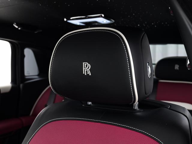 ゴースト ブラックバッジ 6.75 4WD 2023モデル Rolls Royce 認定中古車 Provenance メーカー保証付 ロードサイド・アシスタンス(13枚目)