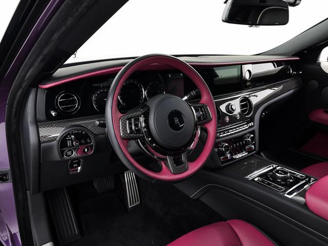 ゴースト ブラックバッジ 6.75 4WD 2023モデル Rolls Royce 認定中古車 Provenance メーカー保証付 ロードサイド・アシスタンス(14枚目)