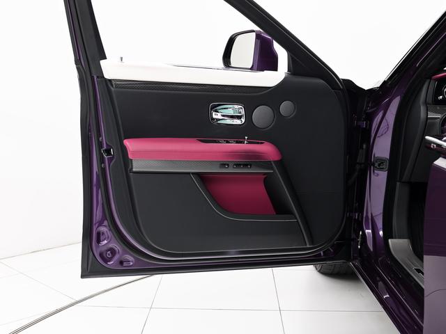 ゴースト ブラックバッジ 6.75 4WD 2023モデル Rolls Royce 認定中古車 Provenance メーカー保証付 ロードサイド・アシスタンス(23枚目)