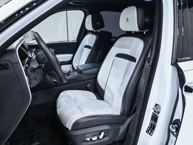 カリナン 2020モデルBlack Badge Cullinan Rolls Royce 認定中古車 Provenance メーカー保証付 ロードサイド・アシスタンス(14枚目)