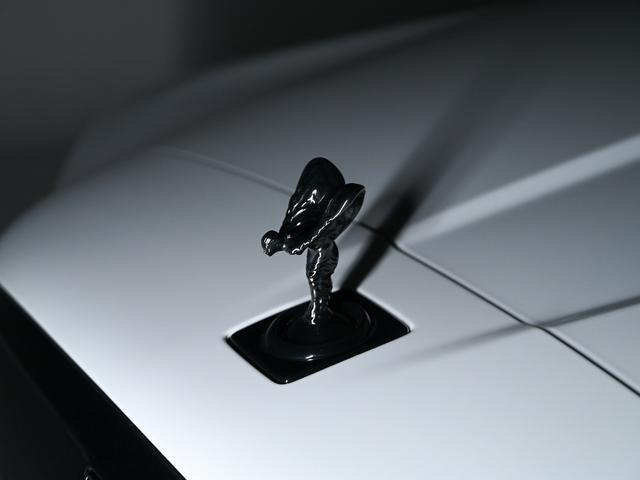 カリナン 2020モデルBlack Badge Cullinan Rolls Royce 認定中古車 Provenance メーカー保証付 ロードサイド・アシスタンス(27枚目)