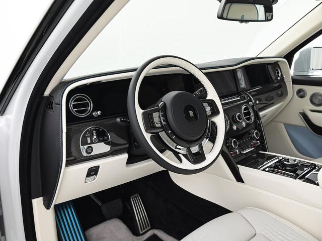 カリナン 6.75 4WD 2025モデル Rolls Royce 認定中古車 Provenance メーカー保証付 ロードサイド・アシスタンス(14枚目)