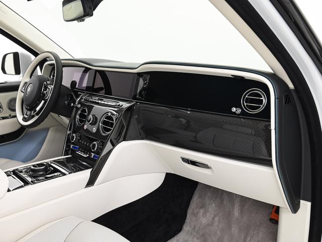 カリナン 6.75 4WD 2025モデル Rolls Royce 認定中古車 Provenance メーカー保証付 ロードサイド・アシスタンス(15枚目)