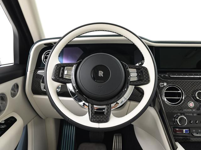 カリナン 6.75 4WD 2025モデル Rolls Royce 認定中古車 Provenance メーカー保証付 ロードサイド・アシスタンス(18枚目)