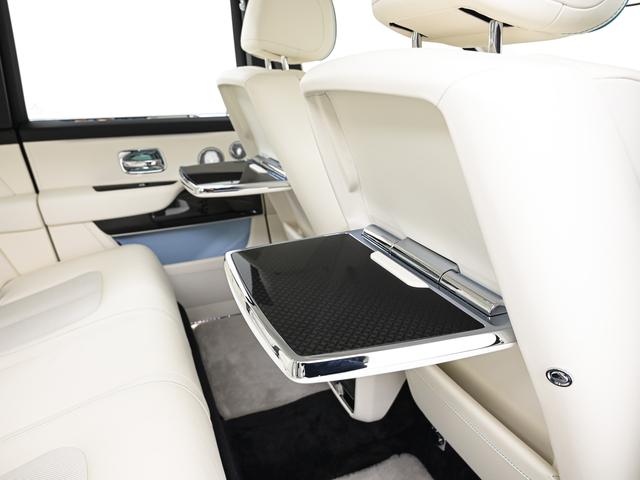 カリナン 6.75 4WD 2025モデル Rolls Royce 認定中古車 Provenance メーカー保証付 ロードサイド・アシスタンス(34枚目)