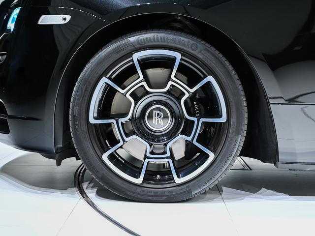 ドーン Black Badge Dawn(10枚目)